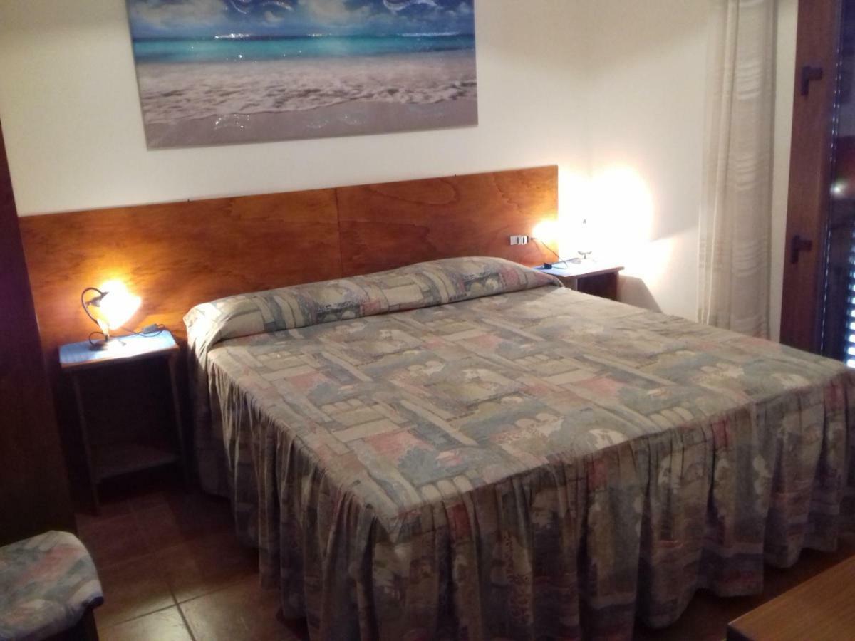 Canne Al Vento Теулада Экстерьер фото